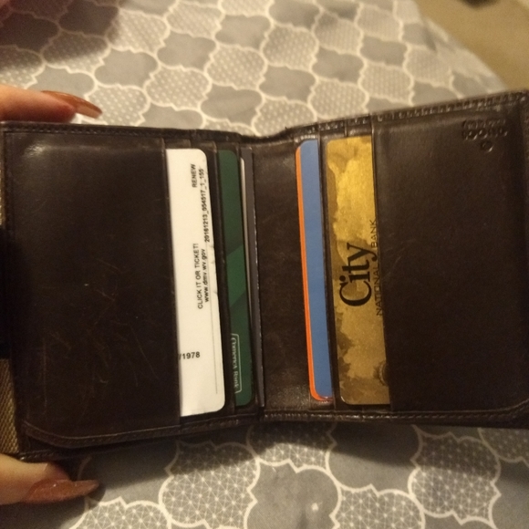Gucci Wallet - Picture 5 of 8